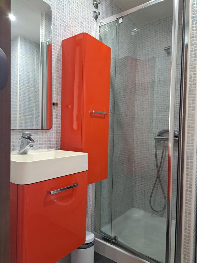 Estudio En Primera Linea De Mar * Empuriabrava