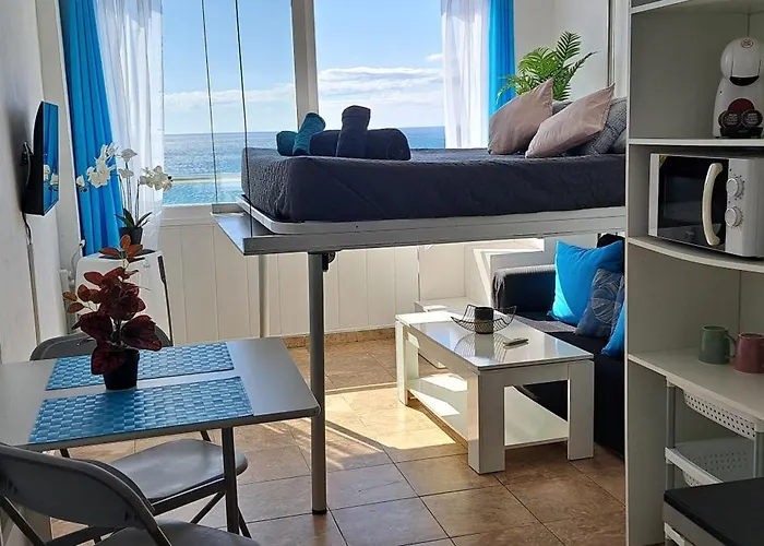Estudio En Primera Linea De Mar
