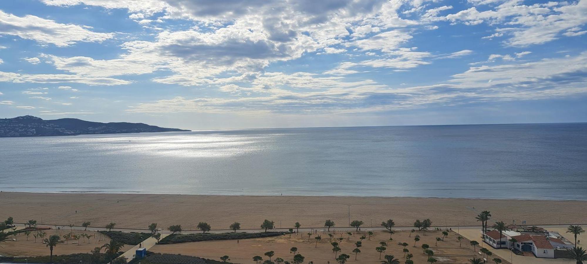 Estudio En Primera Linea De Mar * Empuriabrava
